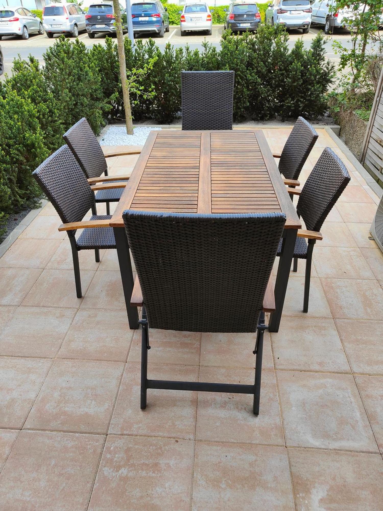 Eleonoras Ferienwohnung In Wuerzburg Stadt Mit Terrasse Im Erdgeschoss Inklusive Eigenen Parkplaetzen Vor Der Tuer 外观 照片